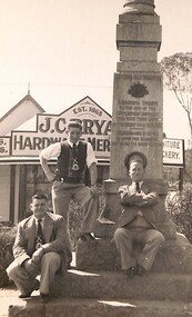 Photograph - Keith Hebb and Friends, 1930 - 40s