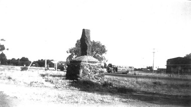 Photograph - Hume and Hovell Monument near Station Road and Ballarat Rd Intersection