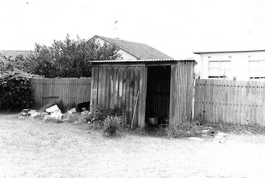 Photograph - Frank Leslie Barnes Photographs