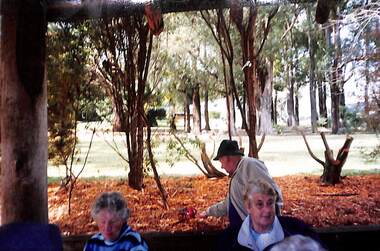 Photograph - Sunshine & District Historical Society's Trip To To Silvan Reservoir Mont De Lancey Wandin 2003 Photographs, 2nd May 2003