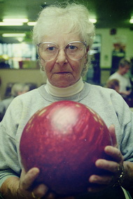 Photograph - Sunshine Ten Pin Bowling Players Photographs, Fairfax Community Newspapers, 1st June 2000