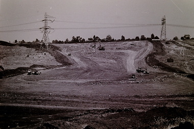 Photograph - Western Ring Road (M80) Under Construction 1989 Photographs, Adam Ellwood, 6th April 1989