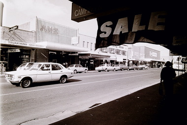 Photograph - Shops Hampshire Road Sunshine 1991 Photographs, Sharon Cavanagh, 1st August 1991