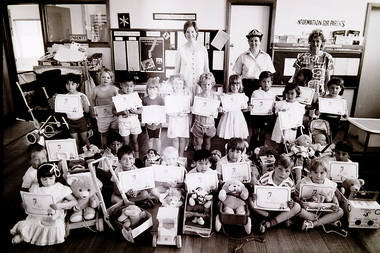 Photograph - Sunshine Kindergarten 34 Devonshire Road Sunshine Police Safety Certificates 1989 Photographs, The Sunshine Advocate, 23rd November 1989