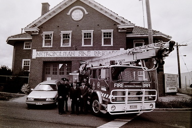 Photograph - Sunshine Fire Station Hampshire Road 1994 Photographs, The Sunshine Advocate, 14th November 1994