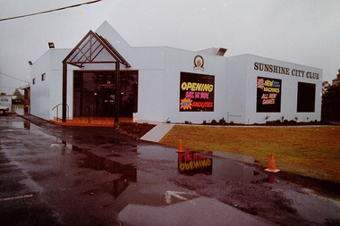 Photograph - Sunshine City Club Talmage Street Albion 1998 Photograph, John Edwards, 13th November 1998