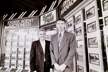 Photograph - Barry Plant Real Estate 23 East Esplanade St. Albans 1993 Photographs, Sharon Walker, 2nd August 1993