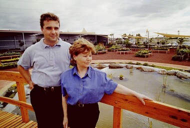 Photograph - Sunshine Garden Supplies 987 Ballarat Road Deer Park 1999 Photographs, John Edwards, 26th March 1999