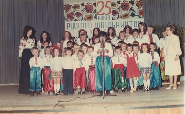 Photo, Celebrating 25 years of Ukrainian Schools in Victoria. Students from Sunshine school Ivan Franko
