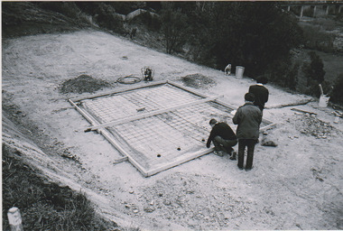 Building 1st ranger's hut, 1979