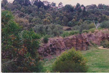 Rock cliff, Darebin Parklands Association, 1985-1995