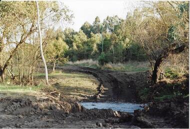 (Re)making wetlands in Rockbeare Park, Darebin Parklands Association, 1985 - 1995