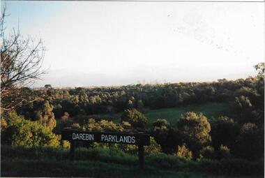 Darebin Parklands sign, Darebin Parklands Association, 1990 - 1999
