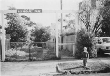 Entrance to Rockbeare Park, Darebin Parklands Association, 1973 - 1975