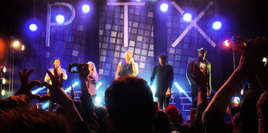 Internet Article, Pentatonix (band) performing on 23 August 2014 at Melbourne Athenaeum Theatre