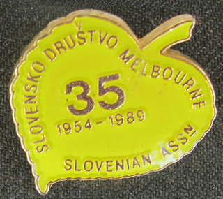 35th Anniversary badge, Slovenian Association Melbourne 35th Anniversary badge - Linden leaf, 1989