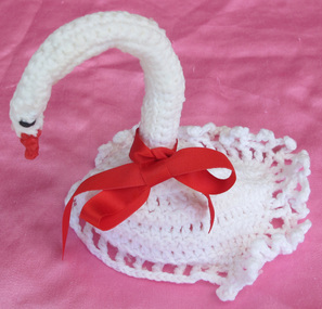 crochet swan, Marcela Bole crochet swan