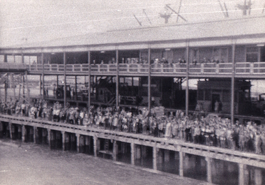 waiting, photo, Waiting to board Flaminia, 1960, September 1960