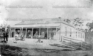 Diamond Reef Hotel, Diamond Creek early 1880's