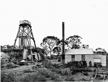 Diamond Creek Gold Mine with poppet head and buildings