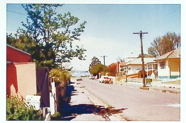 Photograph - Streetscape - Thomas St, Williamstown