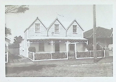 Photograph - Osborne Street, Williamstown, No.8