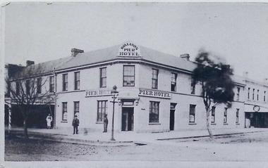 Photograph - Pier Hotel, Williamstown