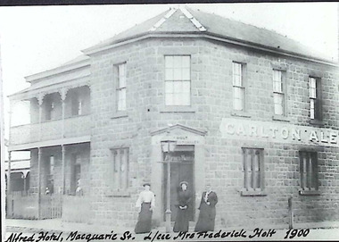 Photograph - Alfred Hotel, Williamstown, c.1900