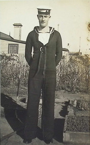 Photograph - Gun Layer JWD Viney, RAN