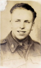 Photograph - Harold William KENDALL, RAAF