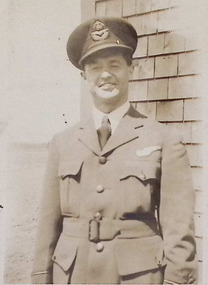 Photograph - Flight Lieutenant Reginald Kenneth SENIOR, RAAF
