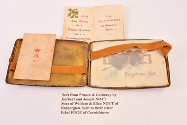 Memorabilia - WW1 Brass "Forget Me Not " Wallet