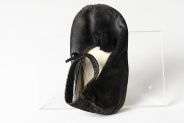 Footwear - Baby Shoe, Unknown