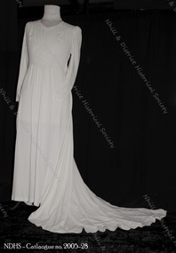 Clothing - 1947 Wedding dress of Marge Beacom, 1947