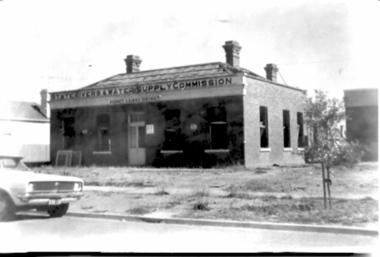 Photograph, State Rivers & Water Supply Commission