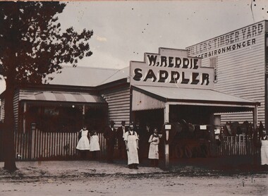 Photograph, Reddie Saddler