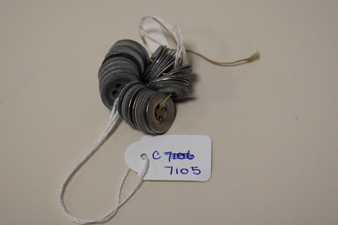 Domestic object - Buttons, 1940