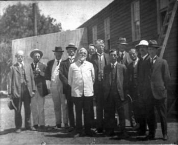 Photograph, Tatura Fruit Cannery group, c.1920