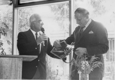 Photograph, Sir Edward Dunlop, 2001