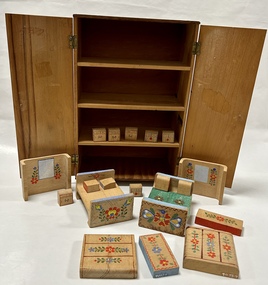 Leisure object - Dolls Furniture, 1940's