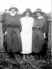 Photograph, Connor Sisters, 2001