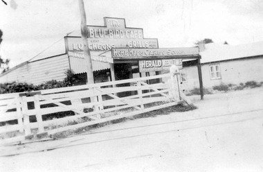 Photograph, Bluebird Cafe, 2001