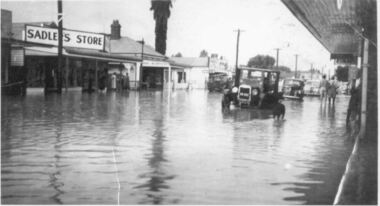Photograph, Tatura Floods 1955