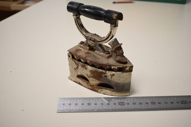 Domestic object - Iron