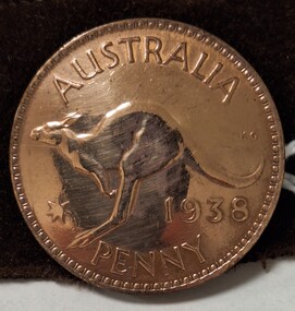 Decorative object - Brooch, Australian Penny Brooch, 1938/1940's