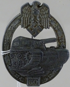 WW2 German eagle ring with swastika