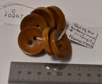Accessory - Buttons, Internee in Camp 3, WW2