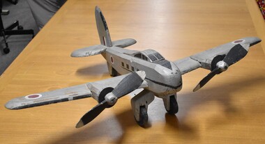 Aeroplane model, 1944