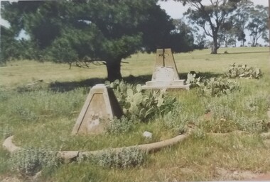 Photograph, Arthur Knee, Camp 13 memorials