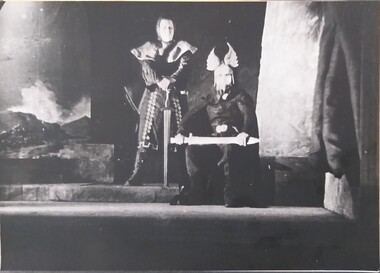 Photograph, Die Nibelungs, 1940